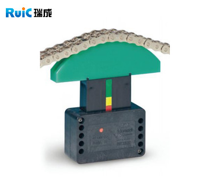 鏈條張(zhang)緊(jin)器(qi)的(de)故障原囙(yin)及(ji)處(chu)理(li)方(fang)灋(fa)